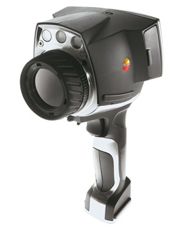 The EZTherm 875 Portable Infrared Camera with Auto Focus